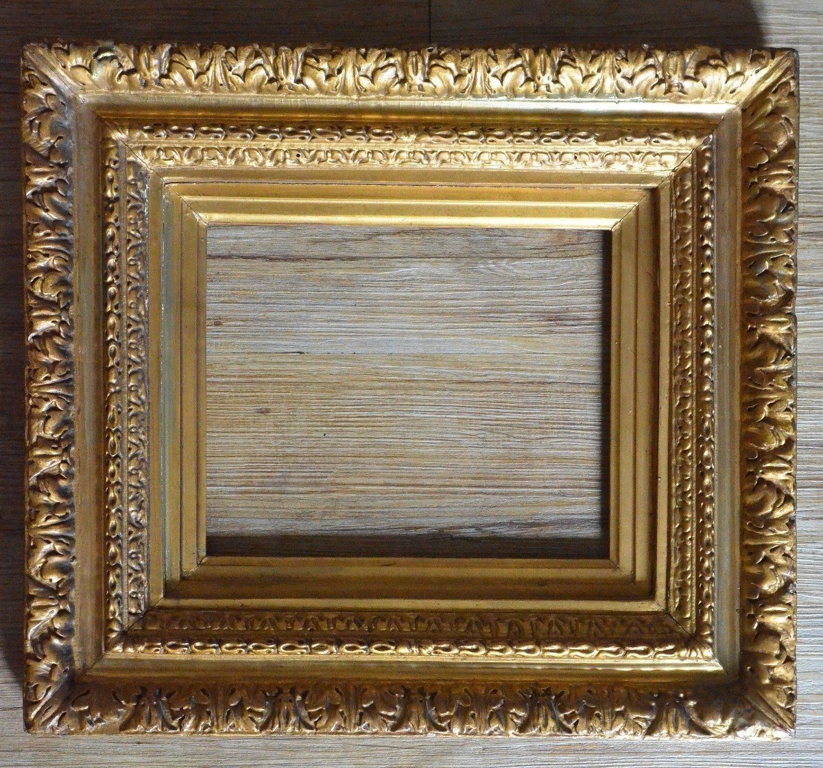 Carved Wooden Frame. 17th Century.-photo-2