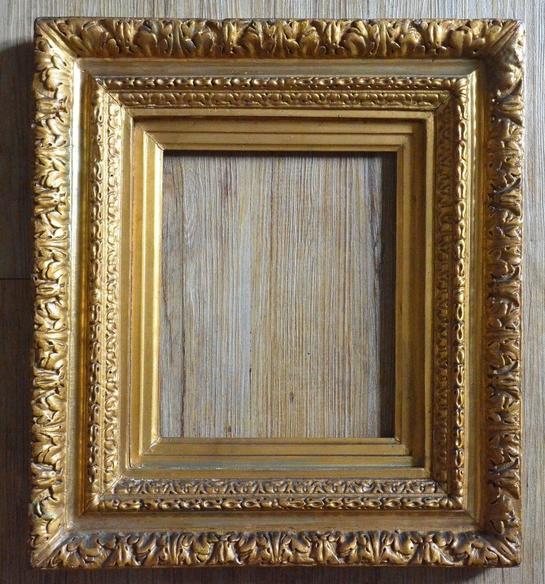 Carved Wooden Frame. 17th Century.