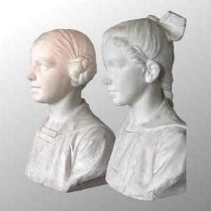 Paire Bustes Marbre “Deux  Jeunes Sœurs “ Signes R. Vlach 1918  Ec. Tchèque? 
