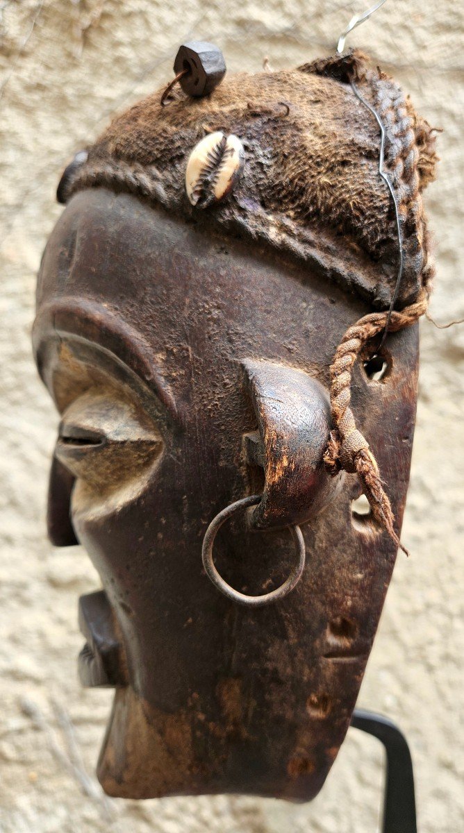 Pwo Mask Of The Tchowke Of Angola-photo-7