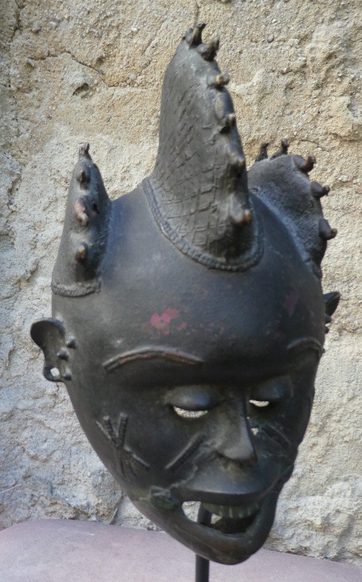 Igbo Bronze Mask From Nigeria-photo-3