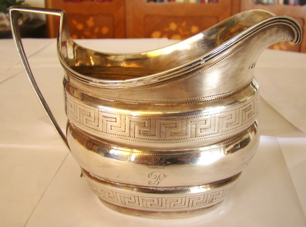 En Argent Massif, Pot à Lait Ou à Crème, Poinçon Au Léopard, Monogrammé d'Une Couronne