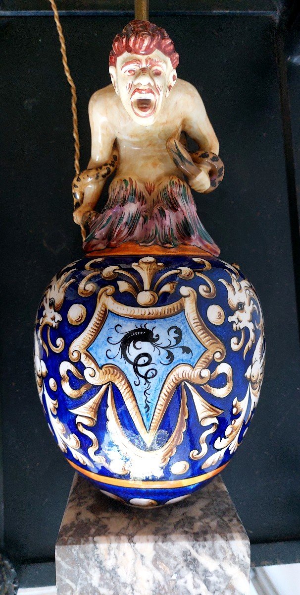 Neo Renaissance Earthenware Lamp.-photo-3