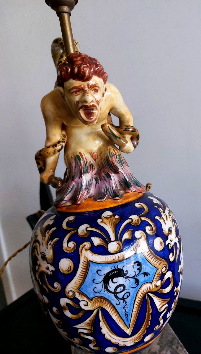 Neo Renaissance Earthenware Lamp.-photo-2