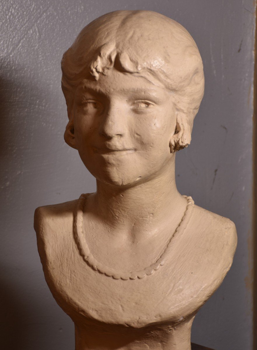 Jean-baptiste Belloc (pamiers 1863 - Paris 1919), Bust Of A Young Woman (circa 1900)