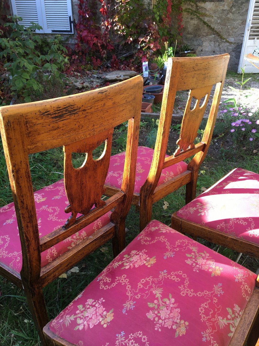 La Suite De 4 Chaises Restauration En Bois Fruitier -photo-1