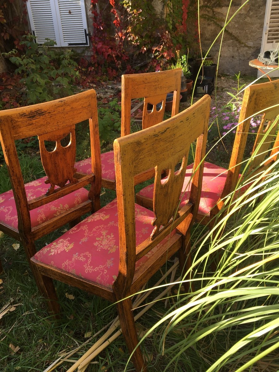 La Suite De 4 Chaises Restauration En Bois Fruitier -photo-2