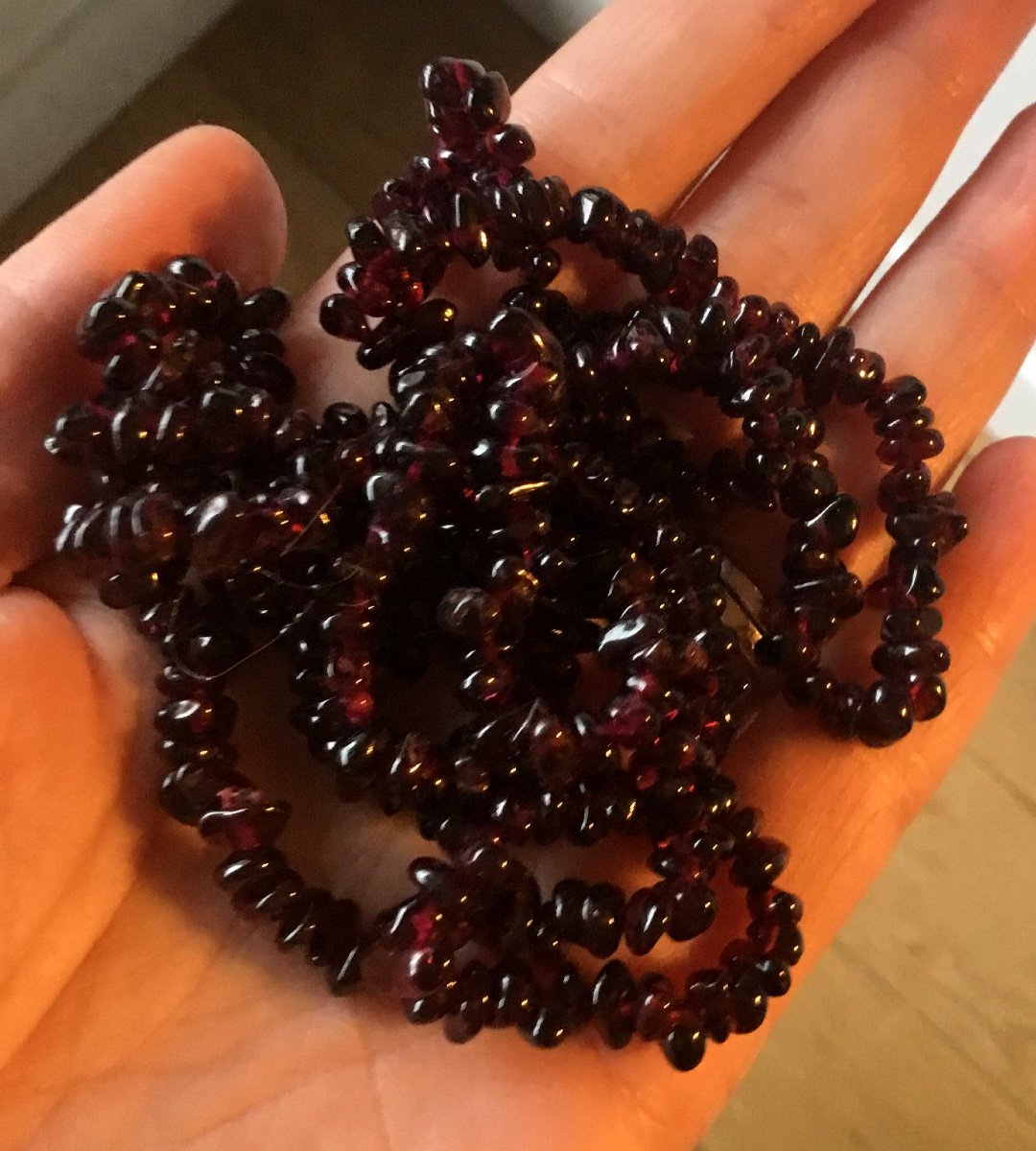 Necklace Of Faceted Garnet Beads.-photo-2