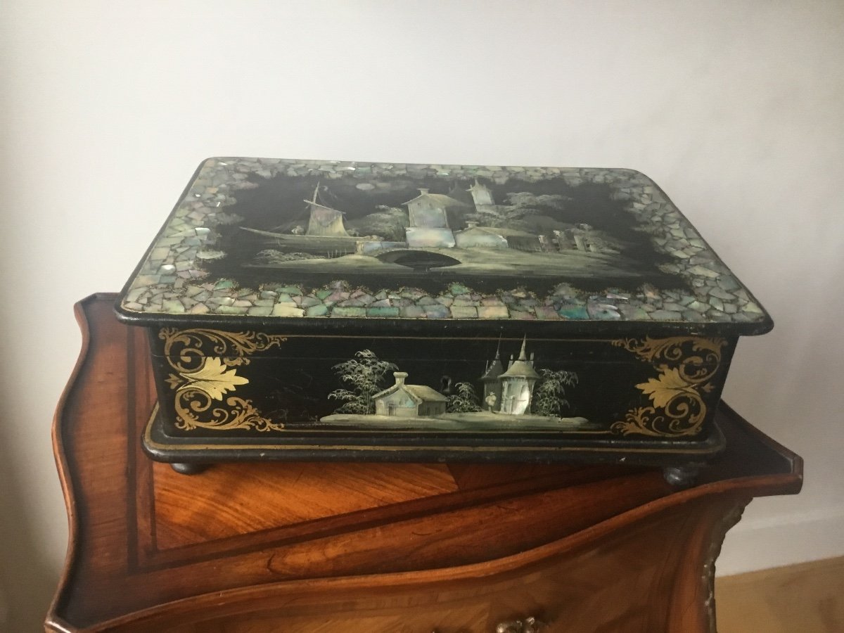 Important Sewing Box In Blackened Wood And Mother-of-pearl-photo-4