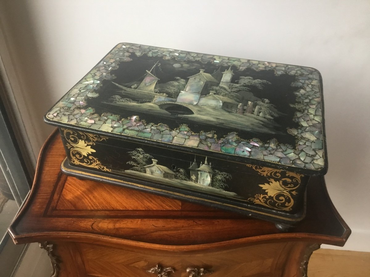 Important Sewing Box In Blackened Wood And Mother-of-pearl-photo-2