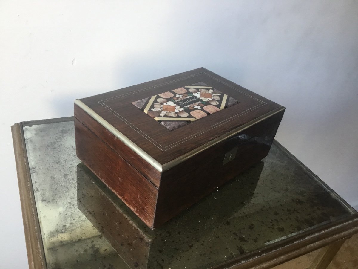 Box Inlaid With Marble Marquetry -photo-5