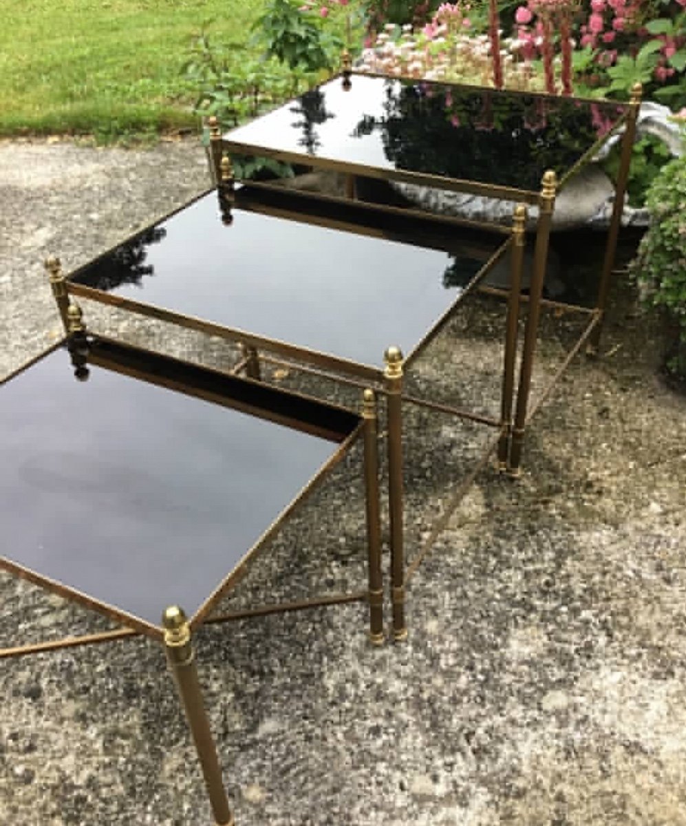 3 Tables Gigognes Bronze Doré Plateaux Opaline Noire Entretoise En X-photo-1