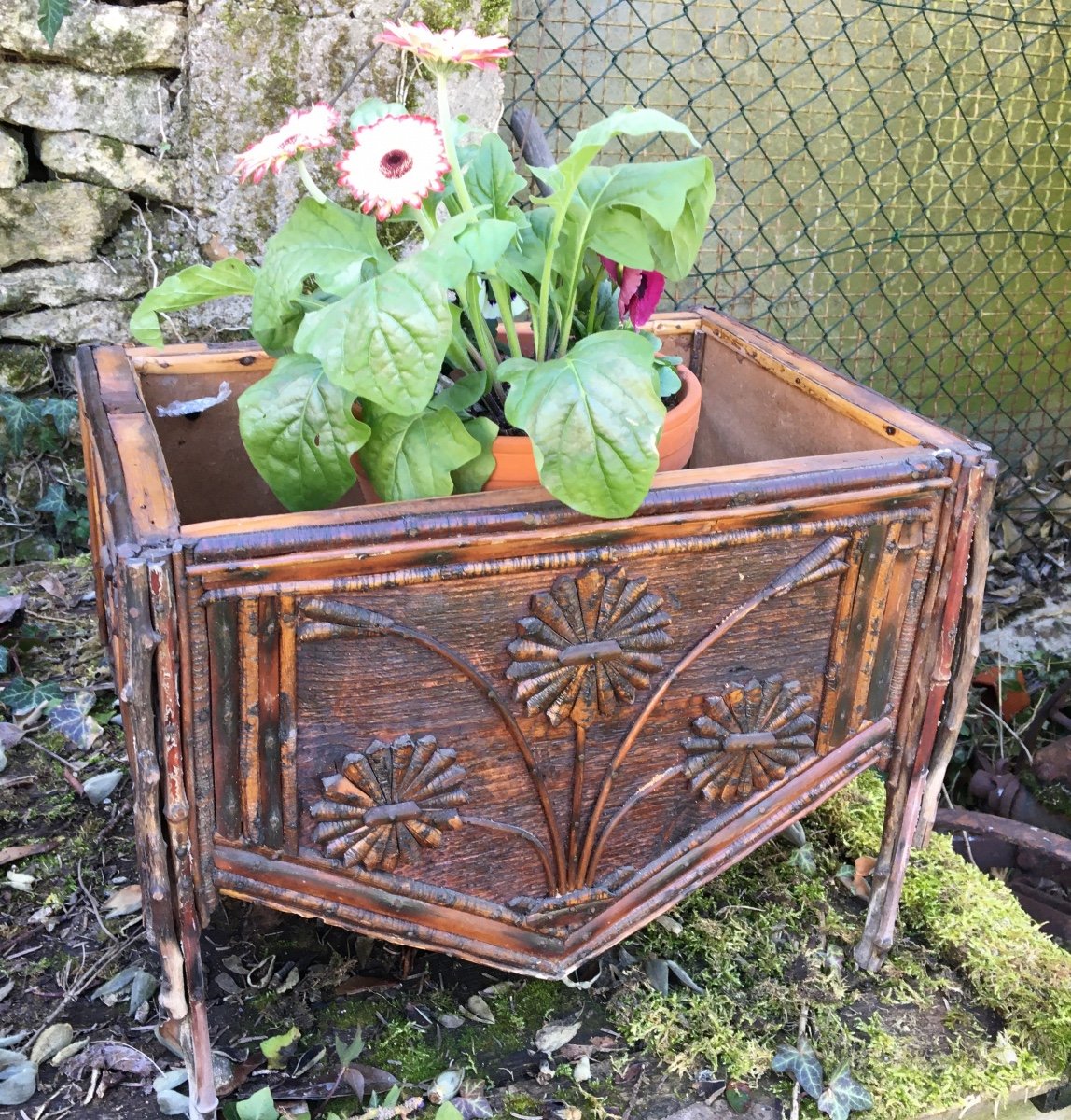 Folk Art, Branch Planter -photo-2