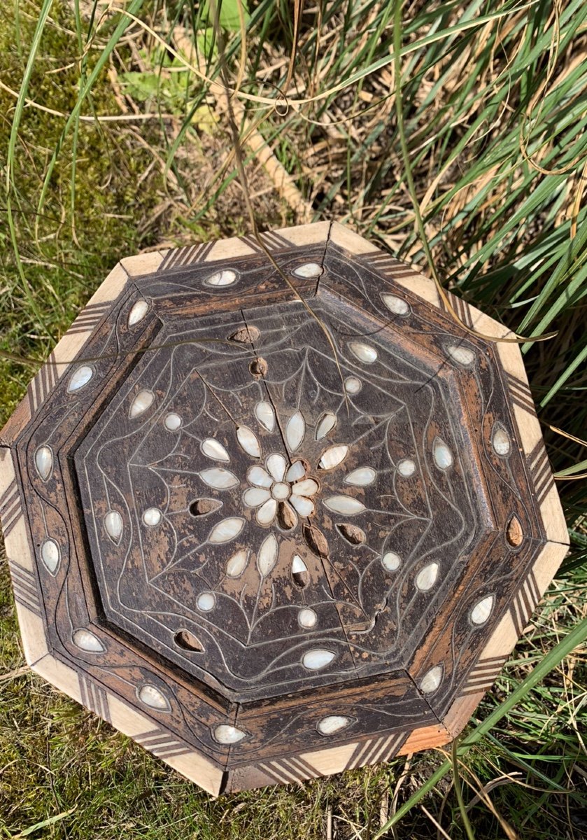 Small Octagonal Syrian Pedestal Table Inlaid With Mother-of-pearl, 19th Century-photo-3