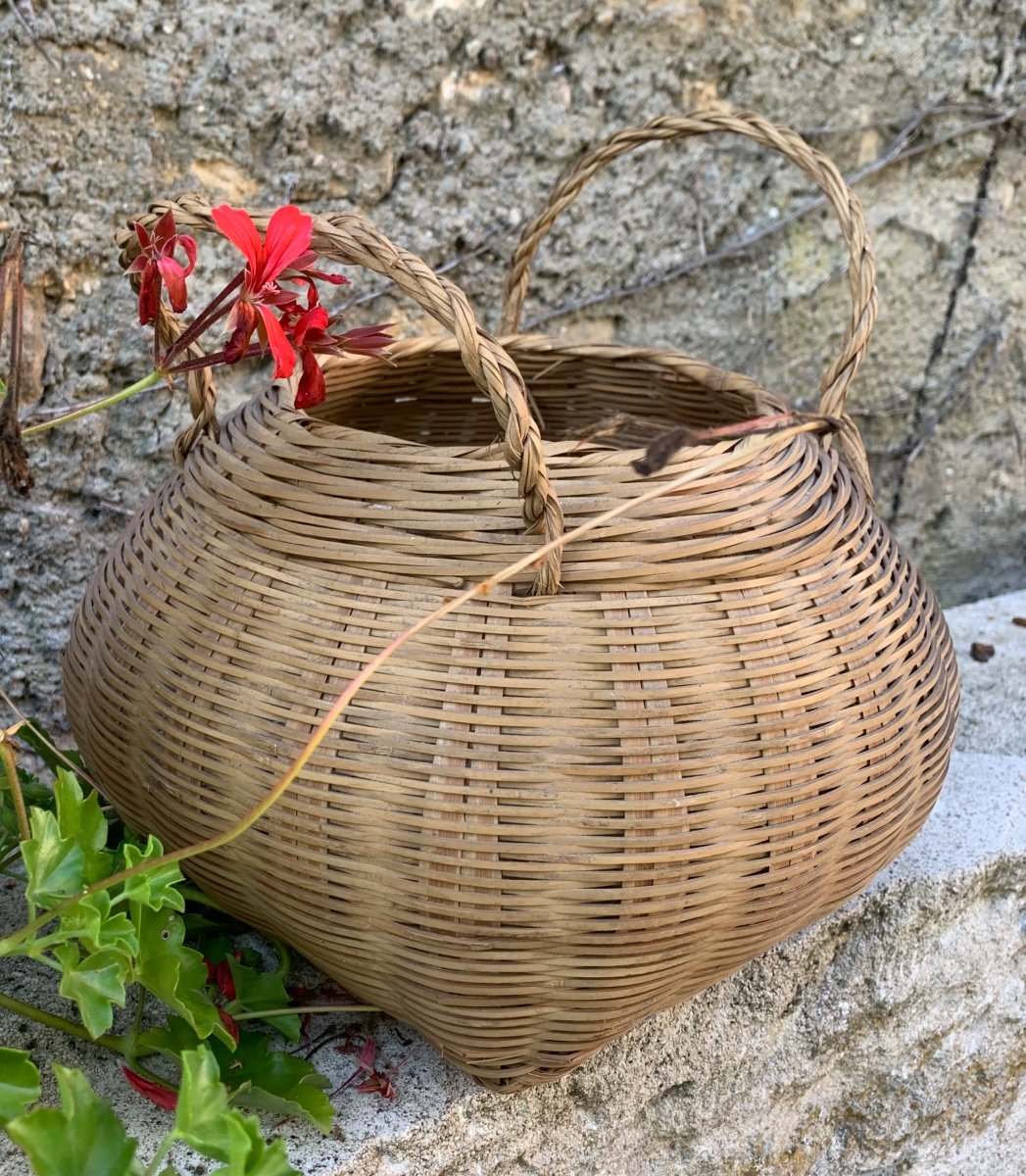 Small Japanese Woven Basket In Ikebana -photo-6