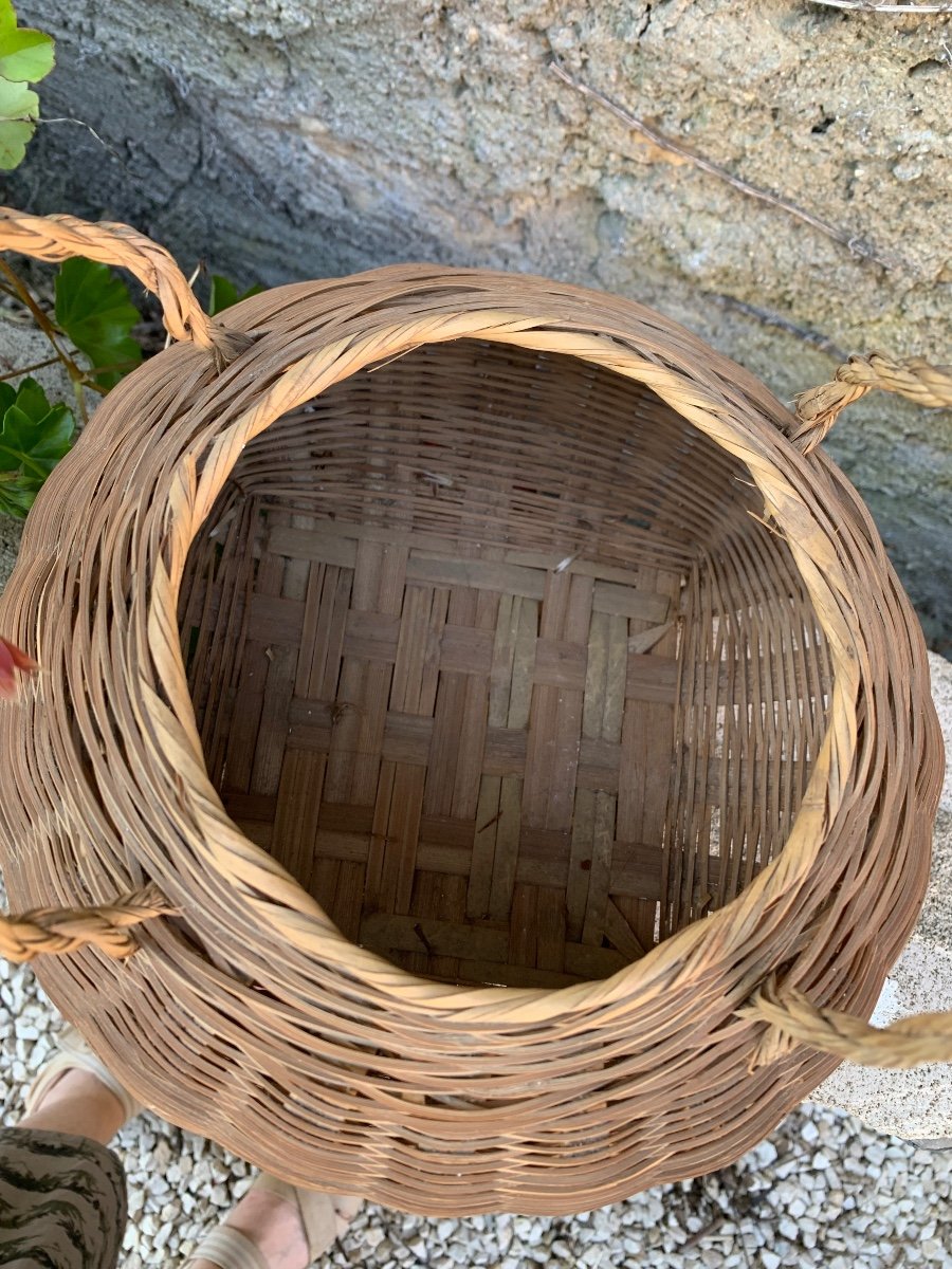 Small Japanese Woven Basket In Ikebana -photo-7