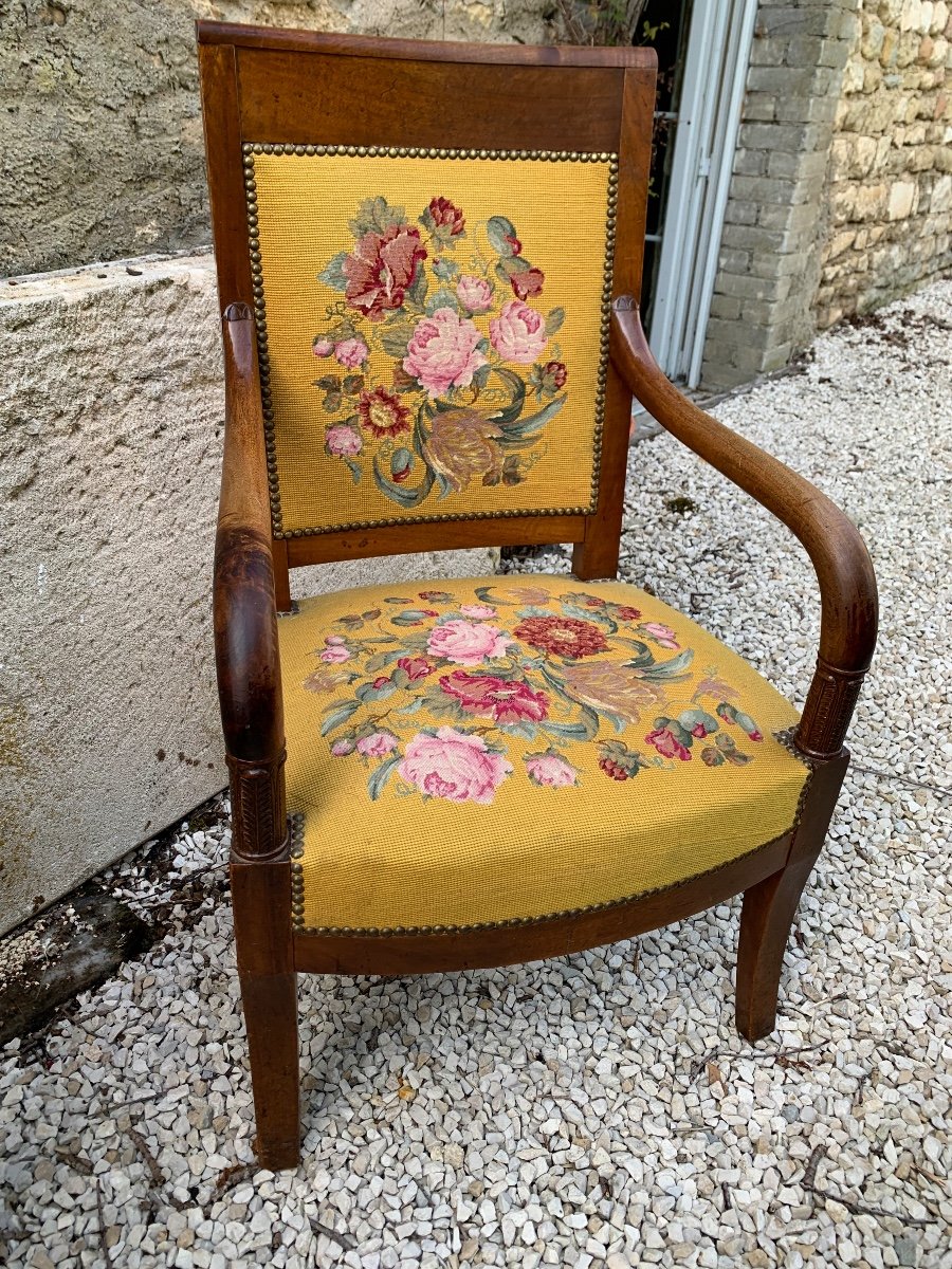 Fauteuil Louis Philippe En Acajou Tapissé De Fleurs -photo-2