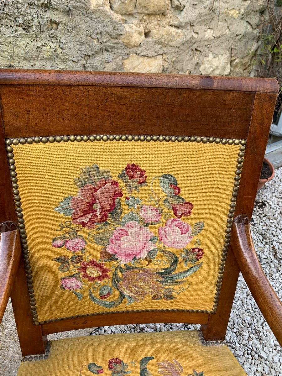 Fauteuil Louis Philippe En Acajou Tapissé De Fleurs -photo-5