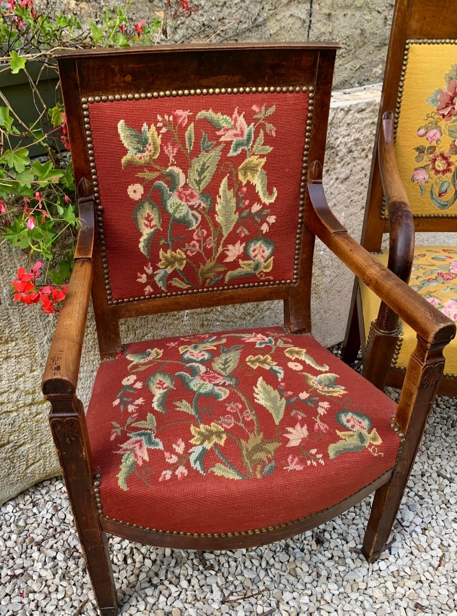 Fauteuil Louis Philippe En Acajou Tapissé De Fleurs