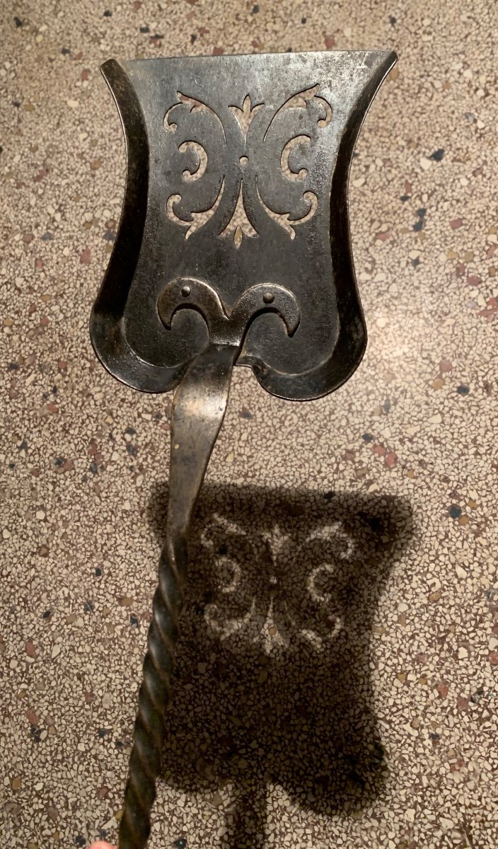 Openwork Shovel For The Fireplace, Early 19th Century