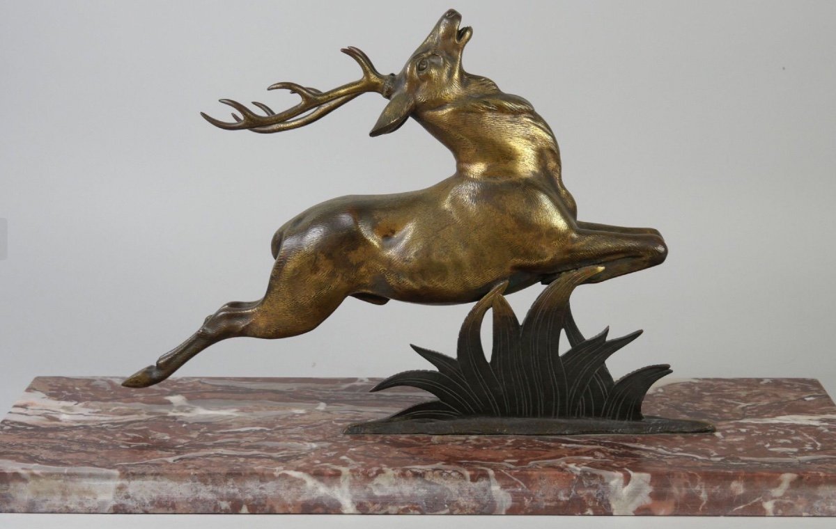 édouard Guy, Comte Du Passage, Cerf En Bronze Patiné Or -photo-1