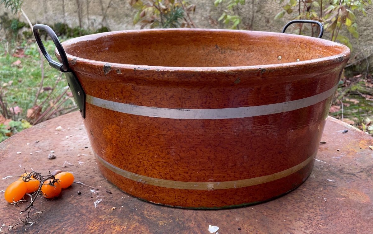 Curiosity, Trompe l'Oeil, Boiled Cardboard Basin 