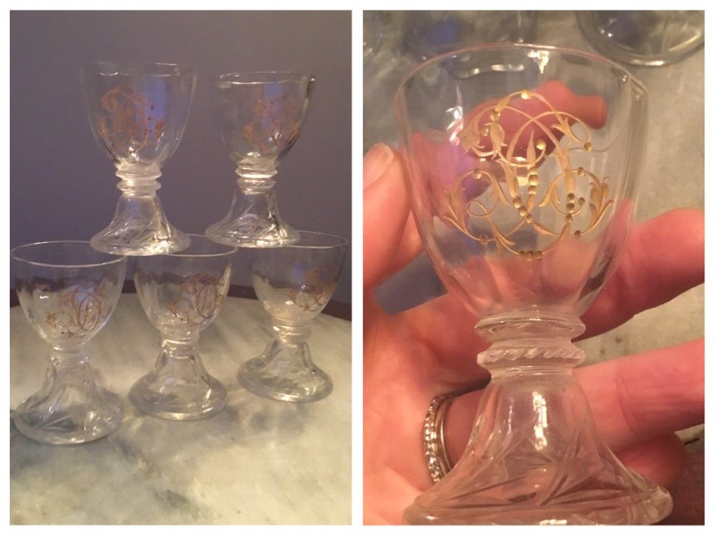 The 5 Small Liqueur Glasses Monogrammed In Gold 