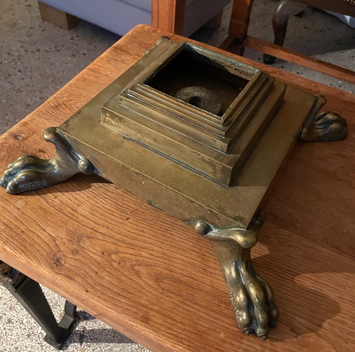 Imposing Gilded Bronze Base With Lions Claws -photo-3