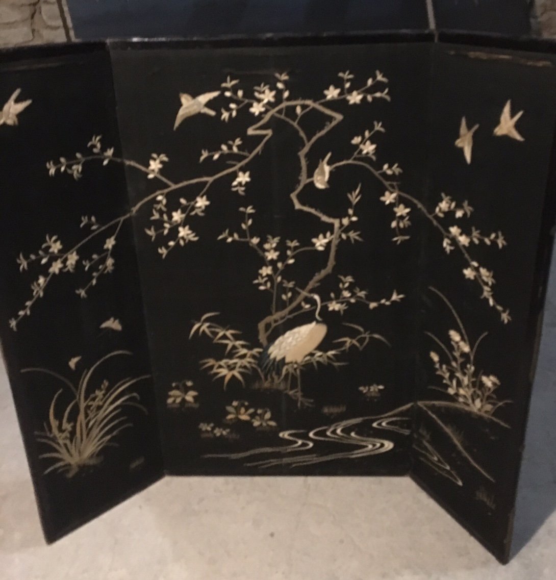 Small Japanese Screen In Embroidered Silk -photo-2