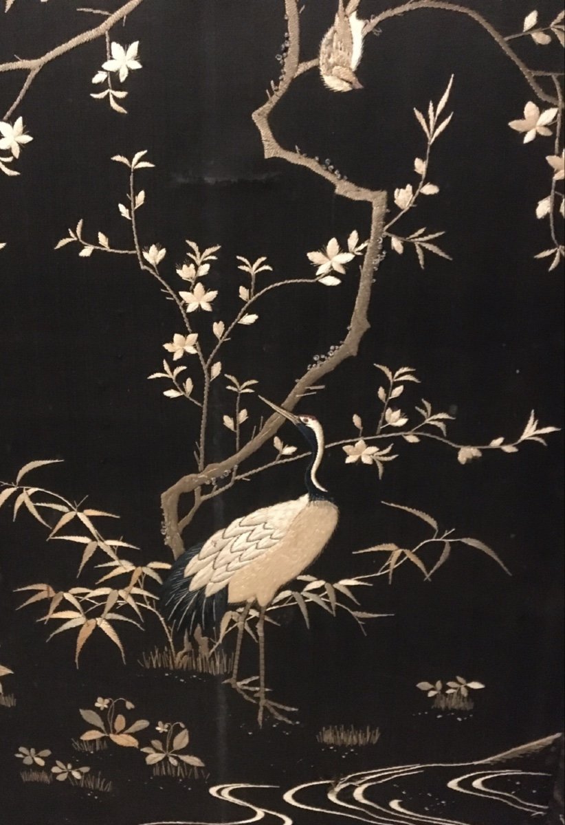 Small Japanese Screen In Embroidered Silk -photo-4