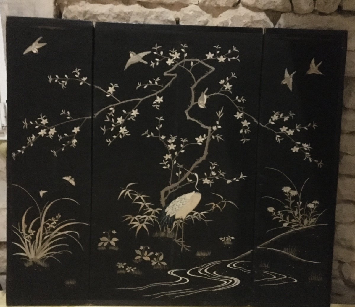 Small Japanese Screen In Embroidered Silk 