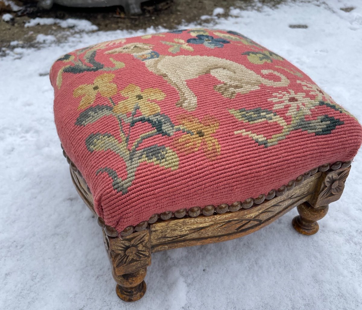 Greyhound Gilded Wood Footrest -photo-4