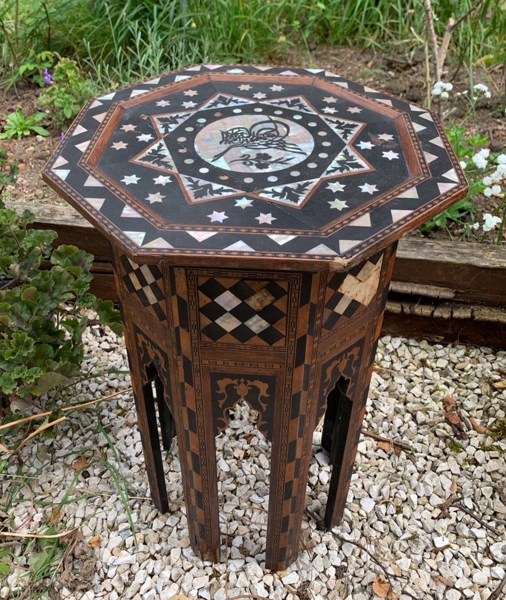 Small Syrian Mother-of-pearl Marquetry Pedestal Table-photo-2