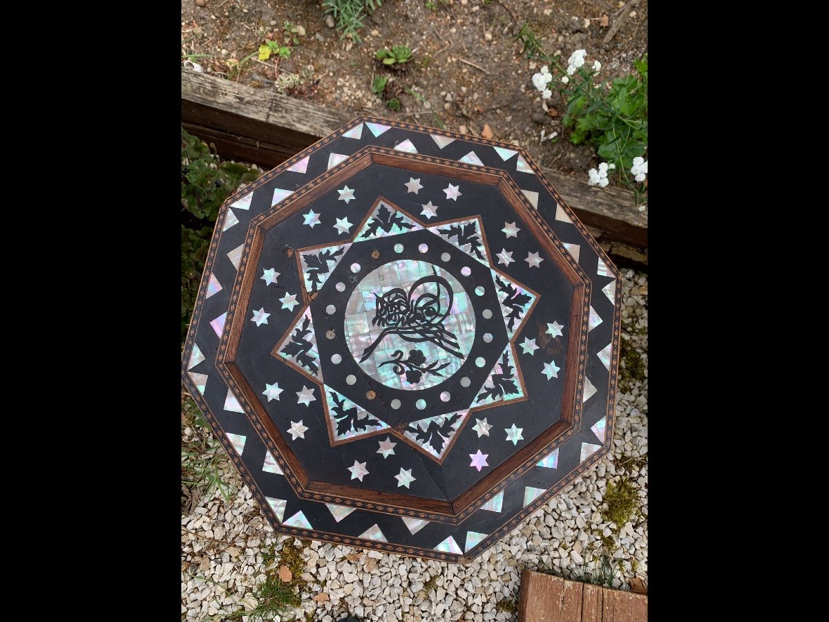 Small Syrian Mother-of-pearl Marquetry Pedestal Table-photo-4