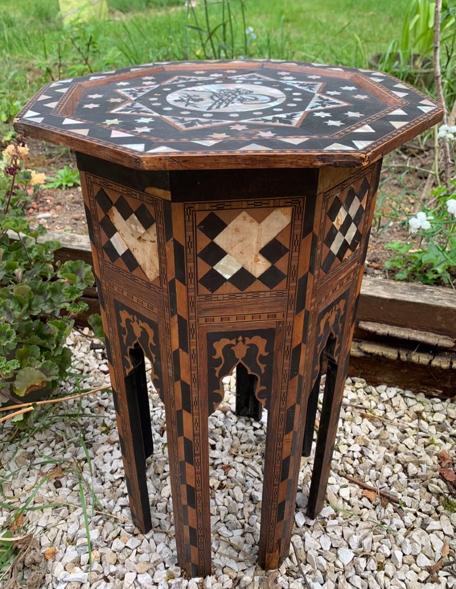 Small Syrian Mother-of-pearl Marquetry Pedestal Table-photo-3