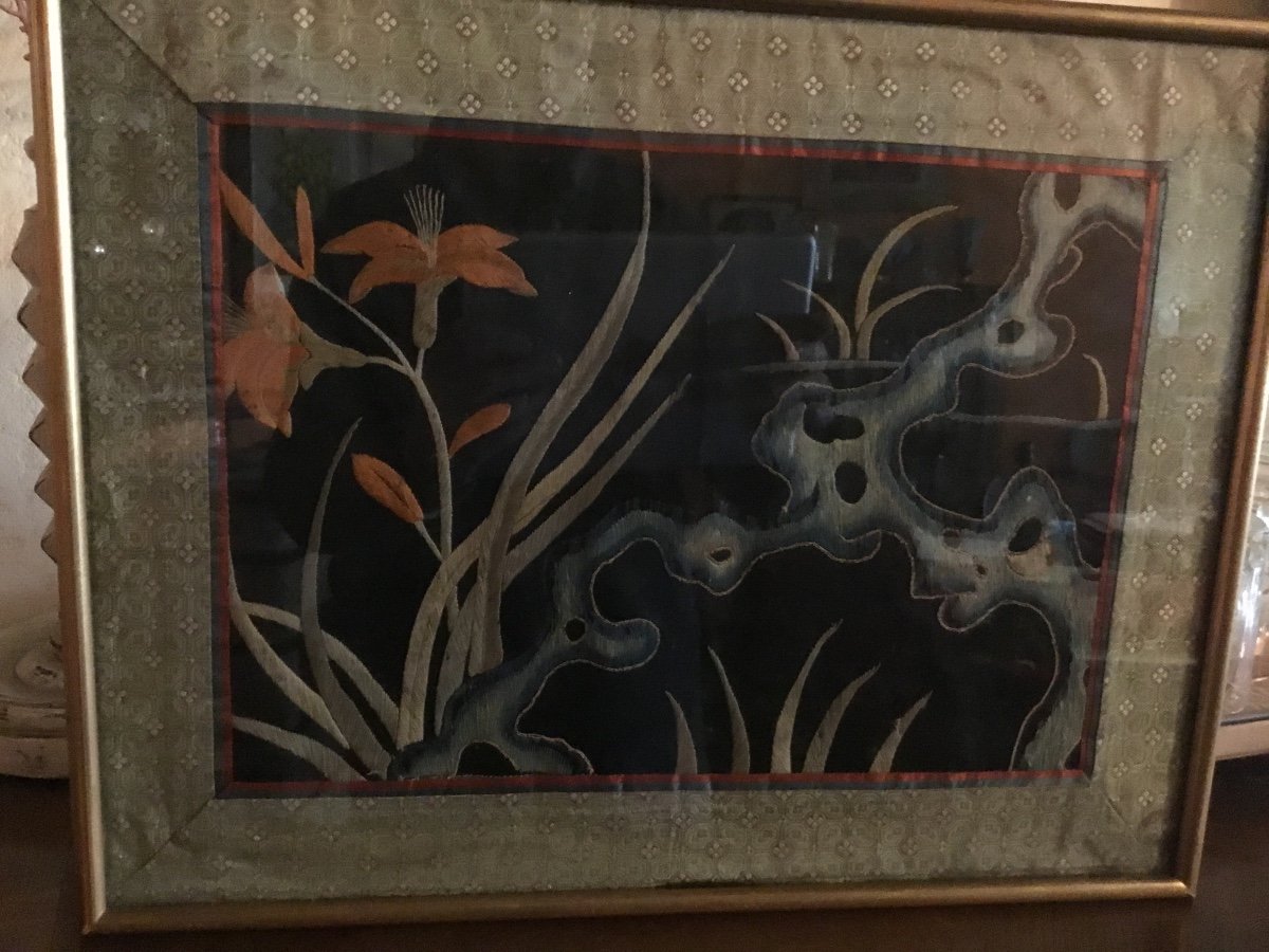 Chinese Embroidery On Silk With Art Nouveau Decor -photo-3