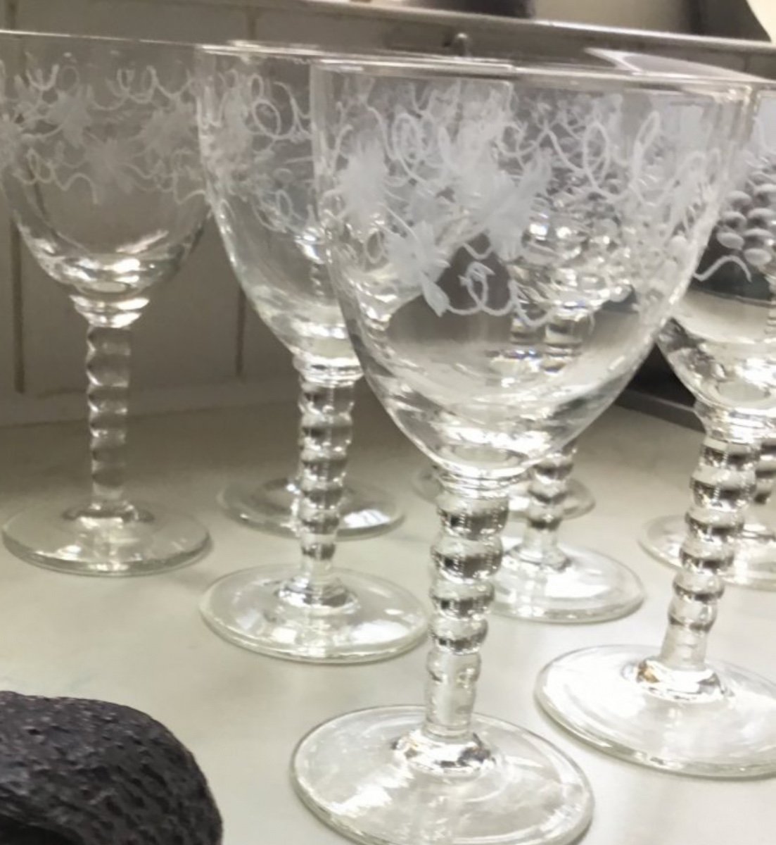 Suite De 11 Verres En Cristal Taillé Et Gravé XIXème-photo-1