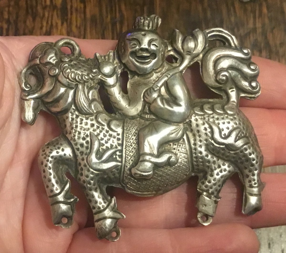 Sujet En Argent Repoussé , Indochine 