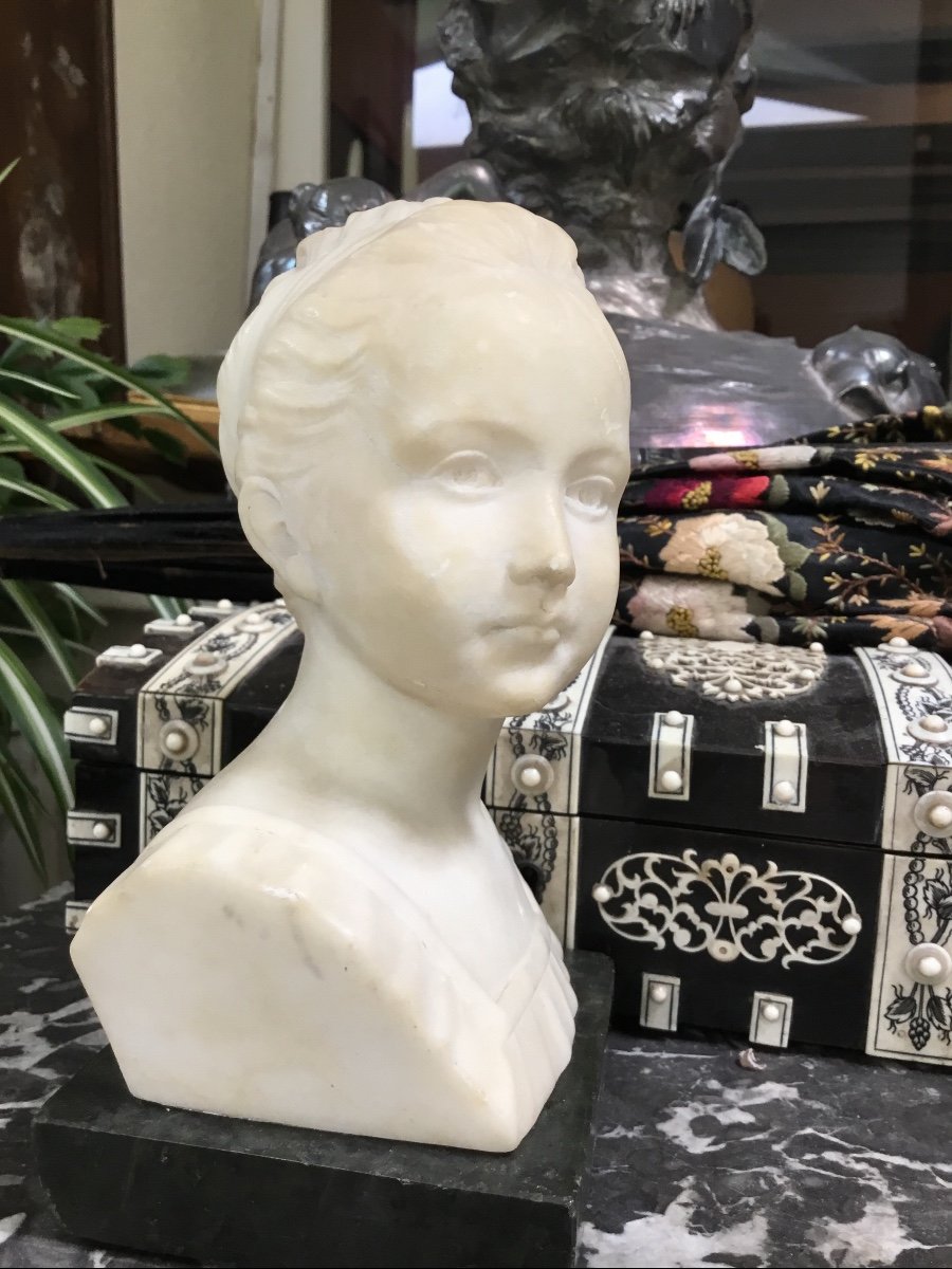 Bust Of A Girl In A Chignon, Alabaster, Around 1900-photo-4