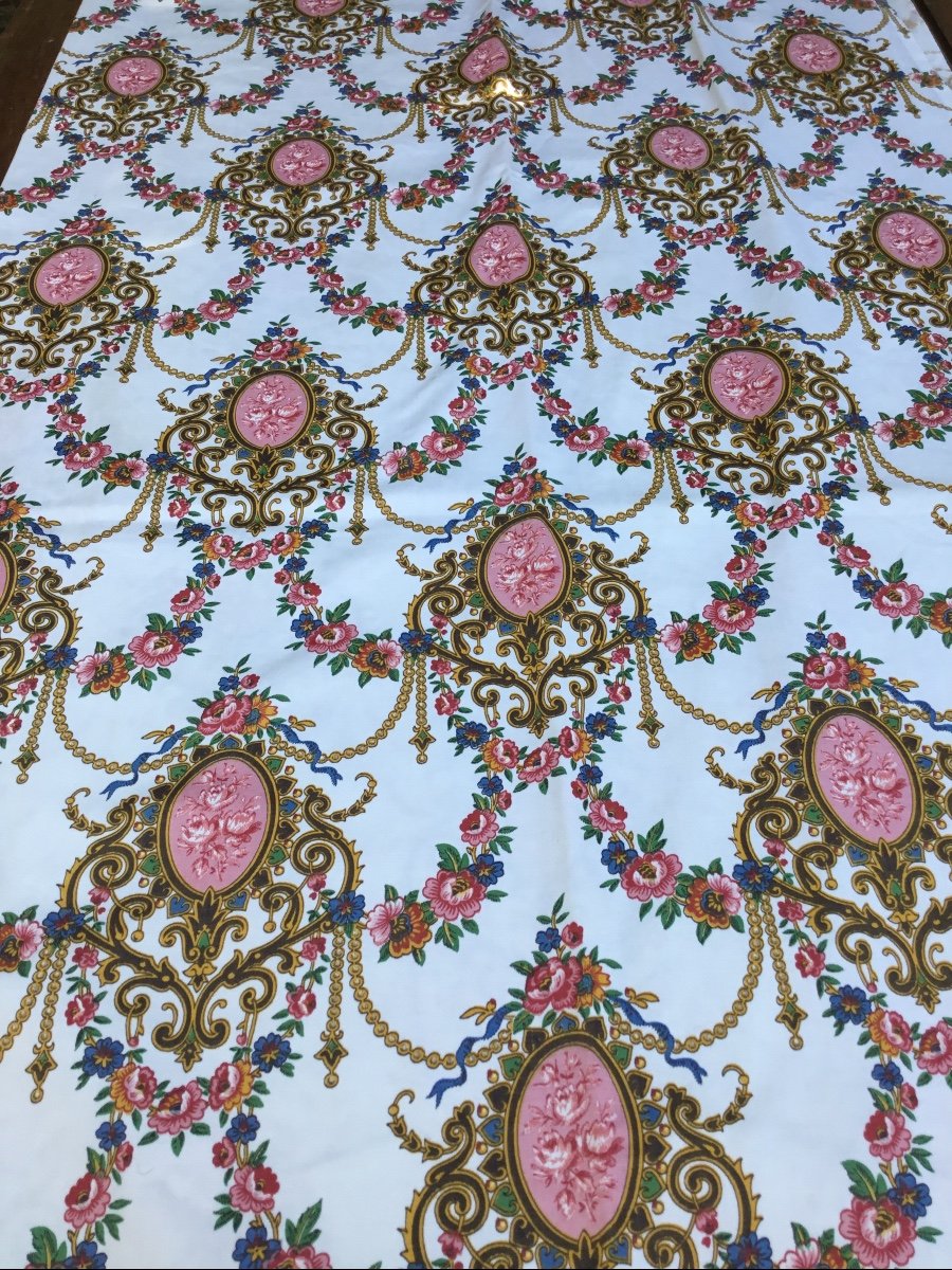 A Louis XVI Pattern Curtain-photo-3