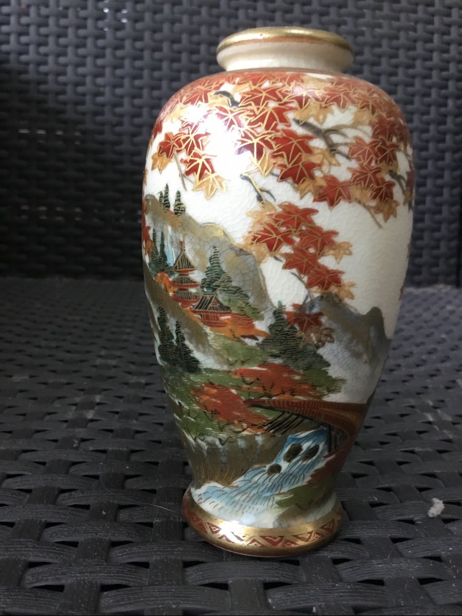 Small Satsuma Porcelain Vase Autumn Leaves-photo-5