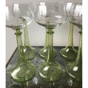 La Suite De 6 Verres à Vin Blanc Roemer, Jambes Creuses 