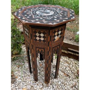 Small Syrian Mother-of-pearl Marquetry Pedestal Table