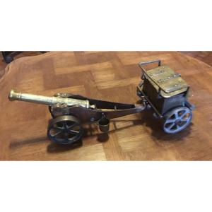 Miniature Cannon In Brass And Bronze From The 19th Century