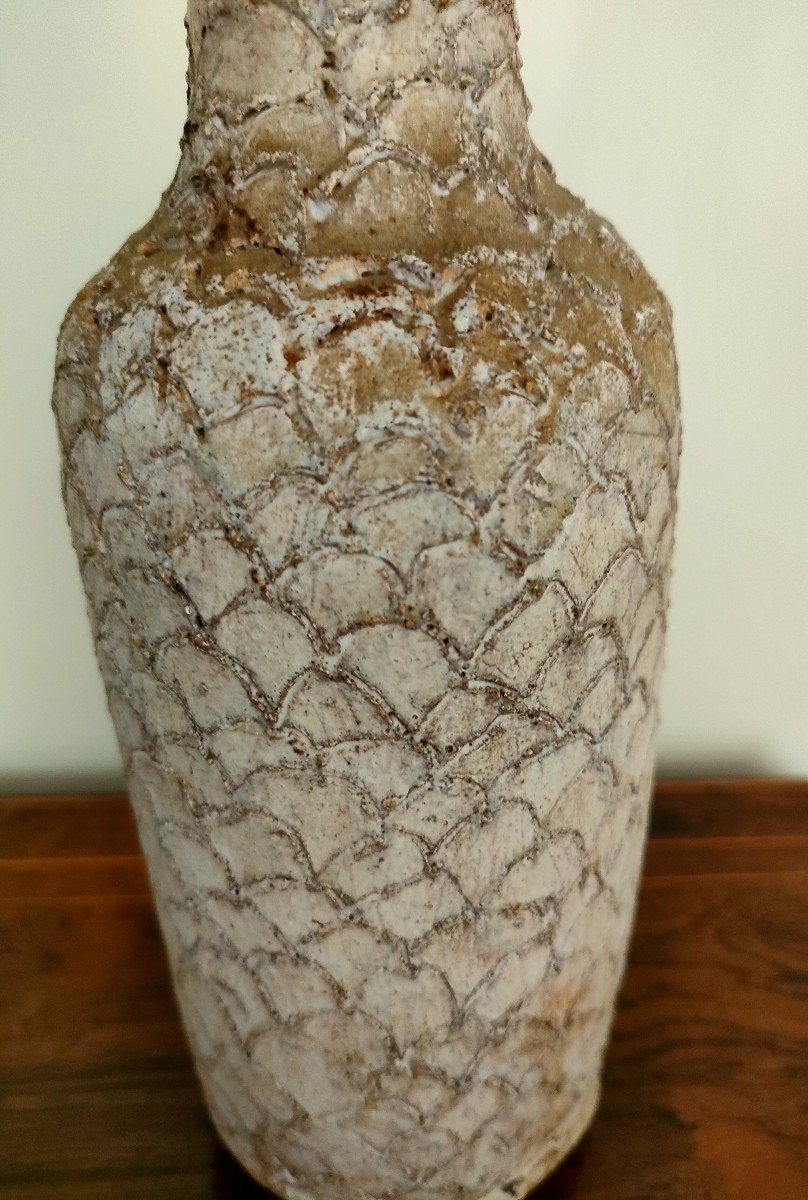 20th Century School, Bottle Vase With Scale Decor In Sandstone? Figure Below-photo-2