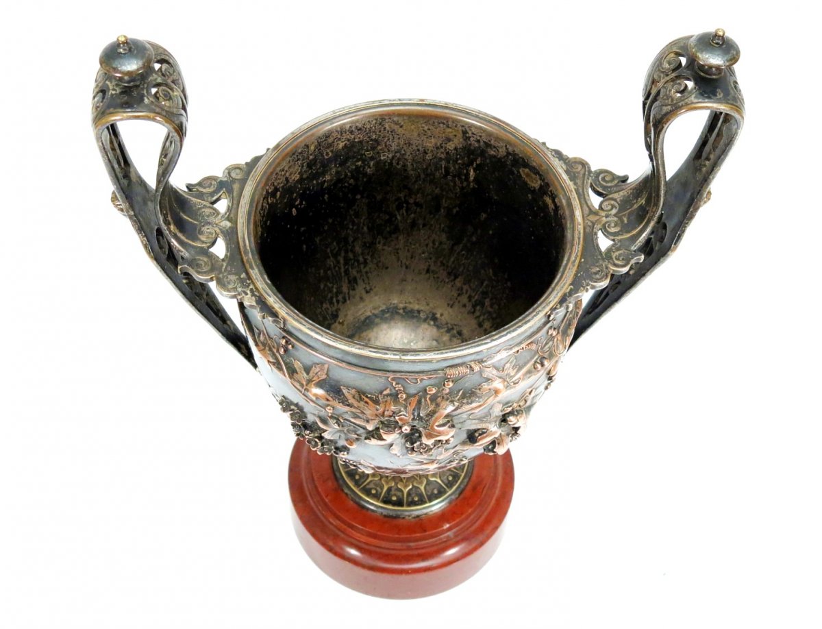 Vase canthare en bronze de Barbedienne et Sévin. 1866. Coupe à vin néo-classique.-photo-3