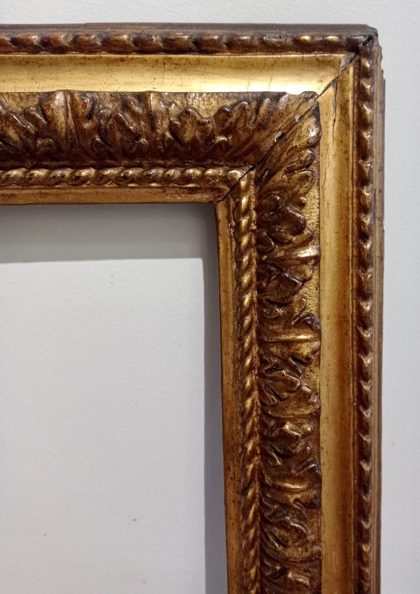 Antique Frame, Louis XIII, 17th Century, Carved Wood, Beautiful Gilding.-photo-1