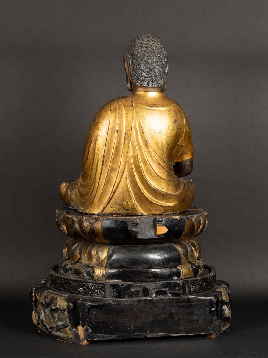 Bouddha Amida, Japon, époque Edo (1603-1868), Bois Laqué Et Doré.   -photo-1