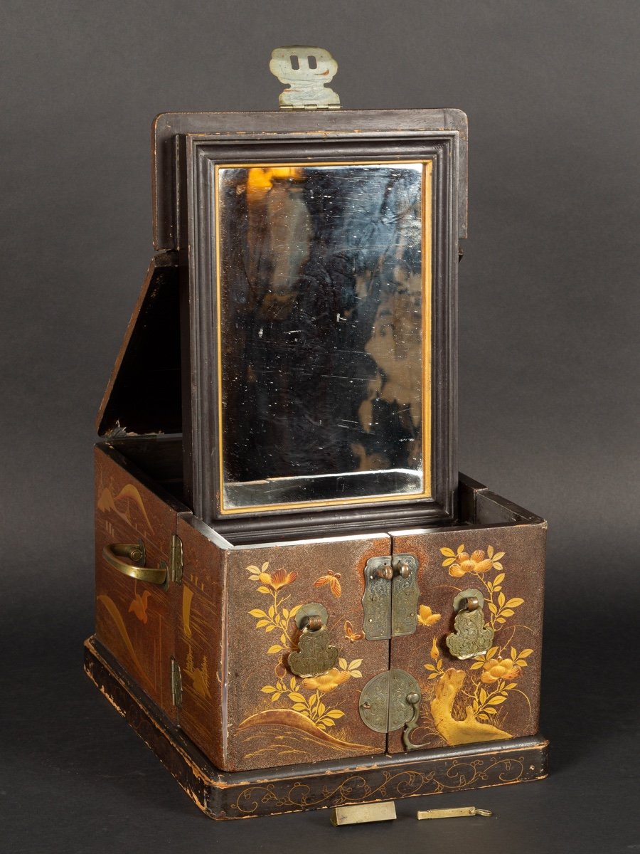 Portable Dressing Table, Maki-e Lacquered And Inlaid Wood, Japan, Meiji Era (1868-1912).-photo-4