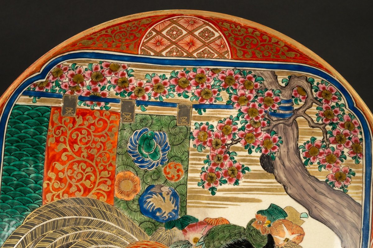 Dish With Hen And Rooster, Kutani, Japan, Meiji Era (1868-1912)-photo-1